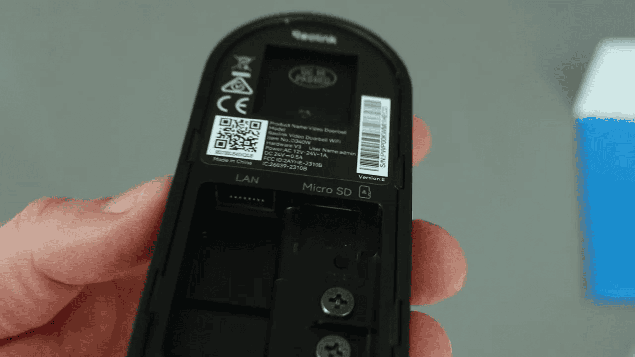 Close up of the Reolink unit showing the microSD slot